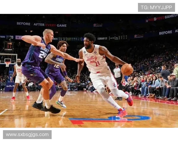 76人对阵黄蜂季前赛精彩回顾与球员表现分析