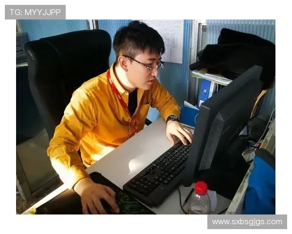 刘铮:从篮球场上的拼搏者到人生舞台上的奋斗者的成长历程 刘铮:从篮球场上的拼搏者到人生舞台上的奋斗者的成长历程