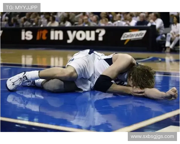 马刺与小牛激战正酣卡特绝杀瞬间定胜负震撼全场