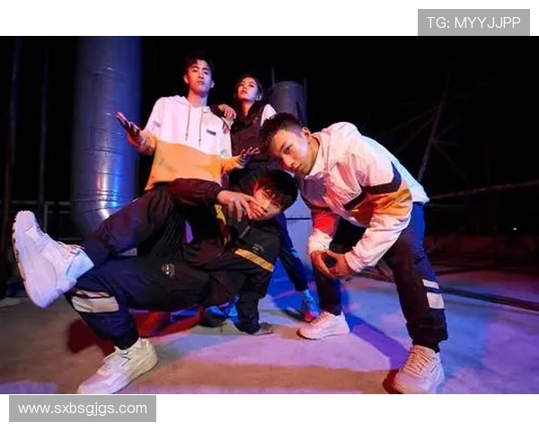 热议街舞文化变革:北京街舞队如何重塑团队意识与艺术表达 热议街舞文化变革:北京街舞队如何重塑团队意识与艺术表达